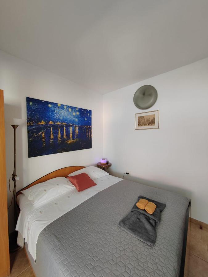 Apartments Turan Centrally Located With Free Parking Igrane Eksteriør bilde