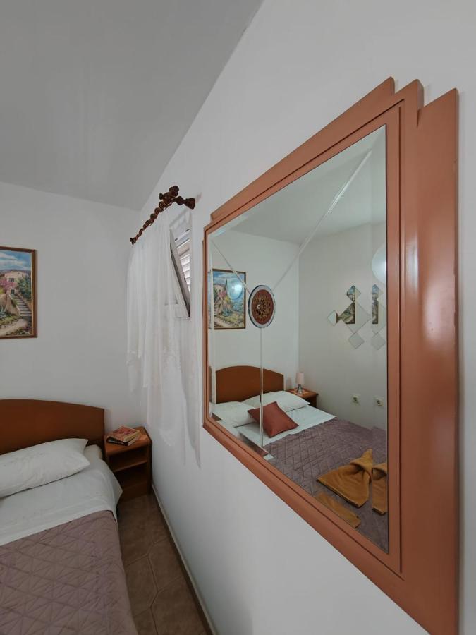 Apartments Turan Centrally Located With Free Parking Igrane Eksteriør bilde