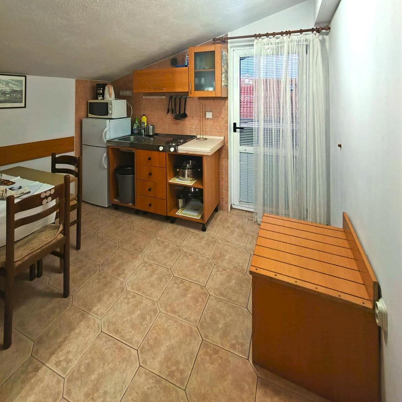 Apartments Turan Centrally Located With Free Parking Igrane Eksteriør bilde